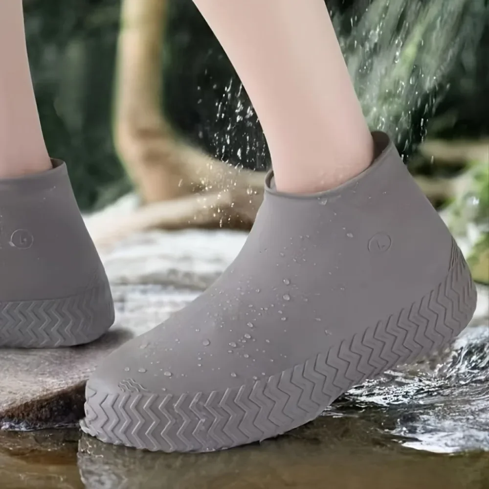 1Pair Thick Latex Waterproof Shoe Covers Non-Slip Reusable for Men & Women Protection for Outdoor Travel Rain Snow Mud & Sand