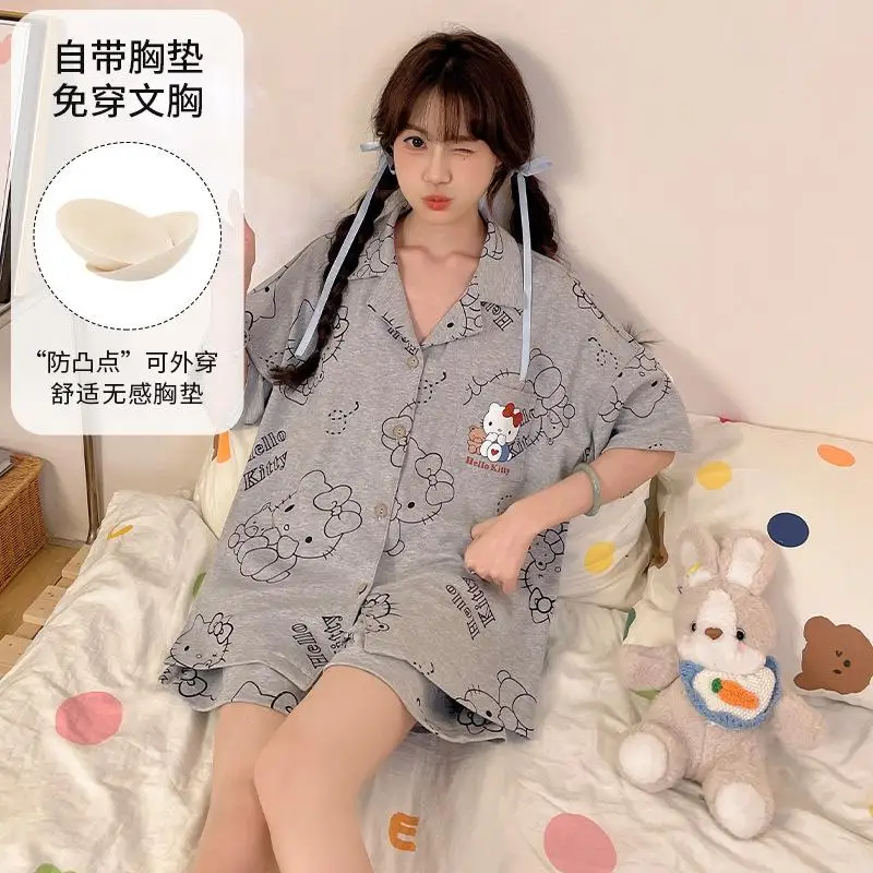 

Популярный пижамный комплект Sanrio Girl с короткими рукавами Hello Kitty Kawaii, аниме с подушкой на груди, сексуальная футболка, шорты, комплект из 2 предметов, новинка