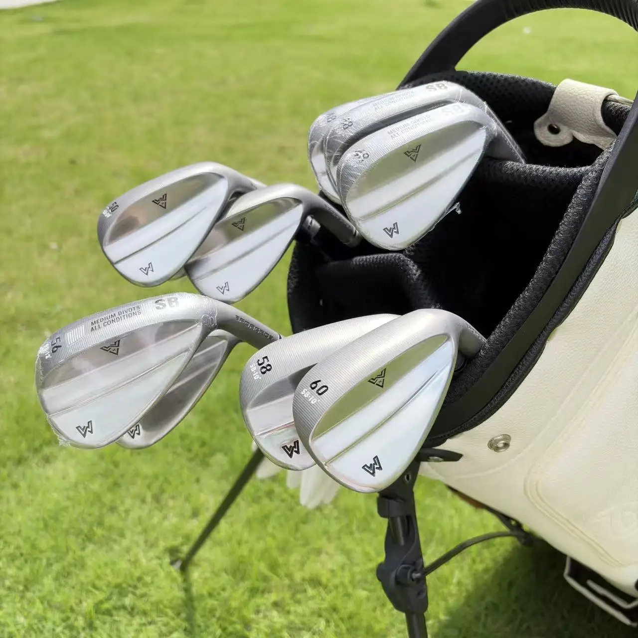 WVVX Professional Golf Sand Wedge RH, SB Grind, S200 Stiff Shaft, Full CNC Grooves 48°50°52°54°56°58°60° Loft Options