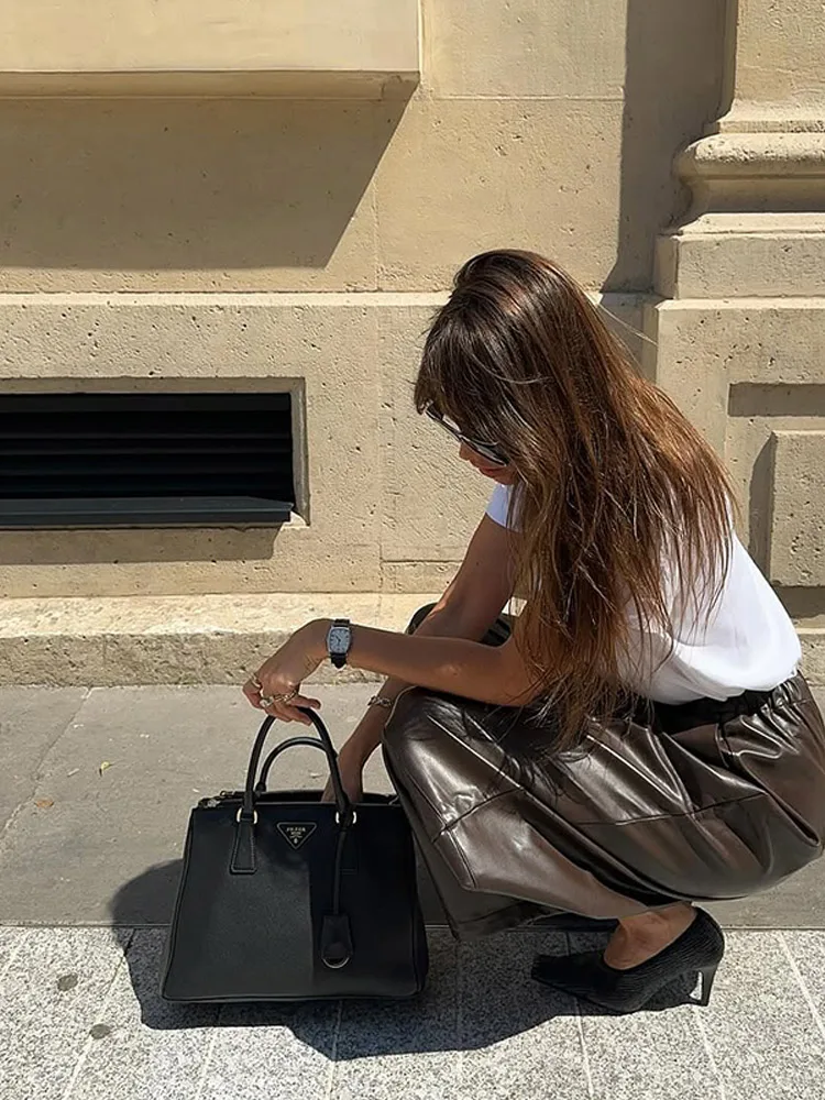 الشارع بولي سروال سروال جلدي المرأة مرونة الخصر الهيب هوب بنطال ذو قصة أرجل واسعة الشارع بالون الدانتيل يصل عداء ببطء 2025 الخريف جديد بانت غير رسمي