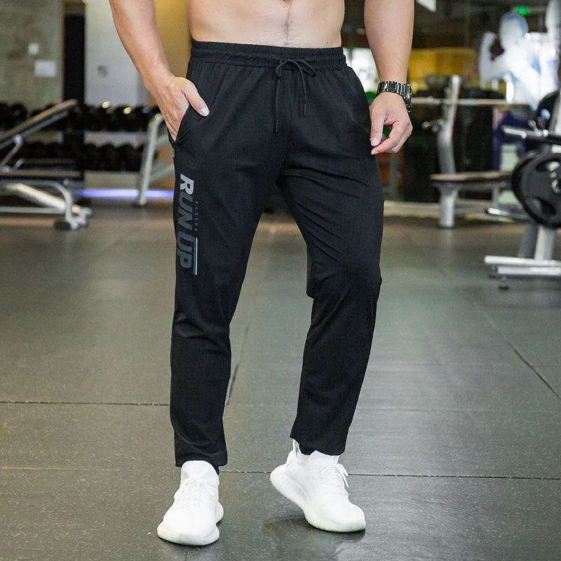 2025 New Summer Ice silk Quick dry comfortable Men Running Pants Training elastic Jogging Fitness Gym loose Sport sweatpants
