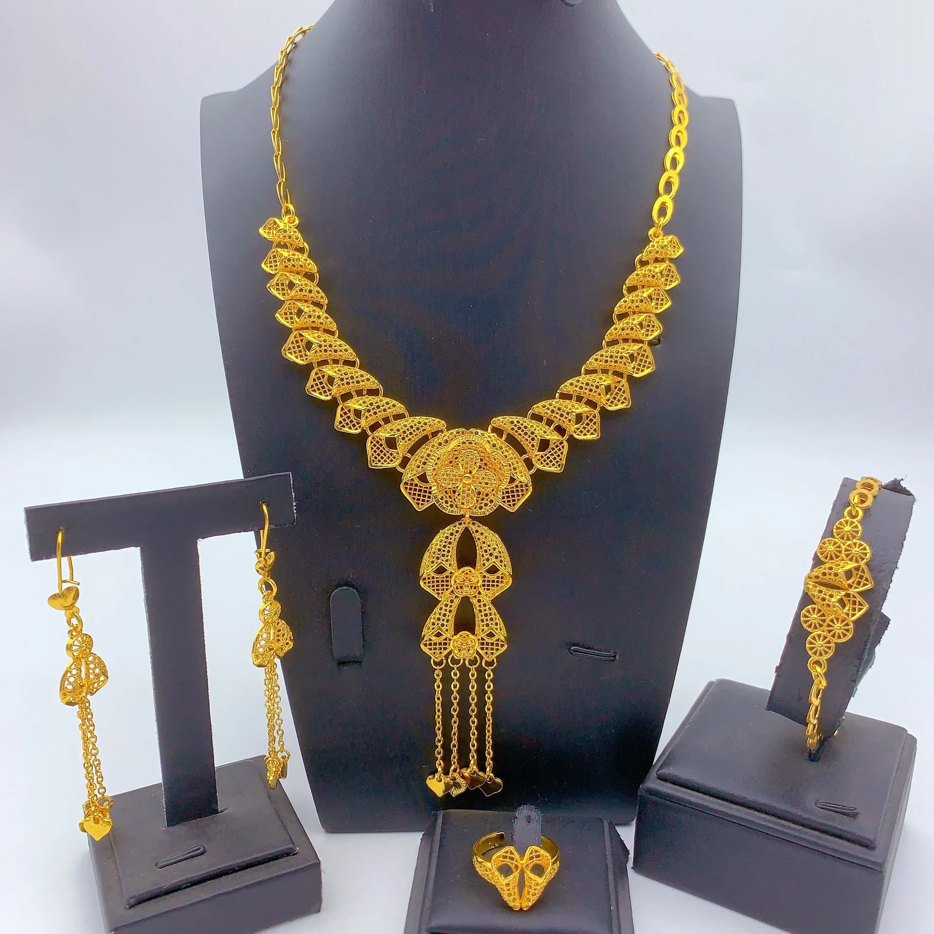 

Изысканный ювелирный набор: колье, серьги, браслет, кольцо для женщин, 24K золото AU999, элегантный стиль