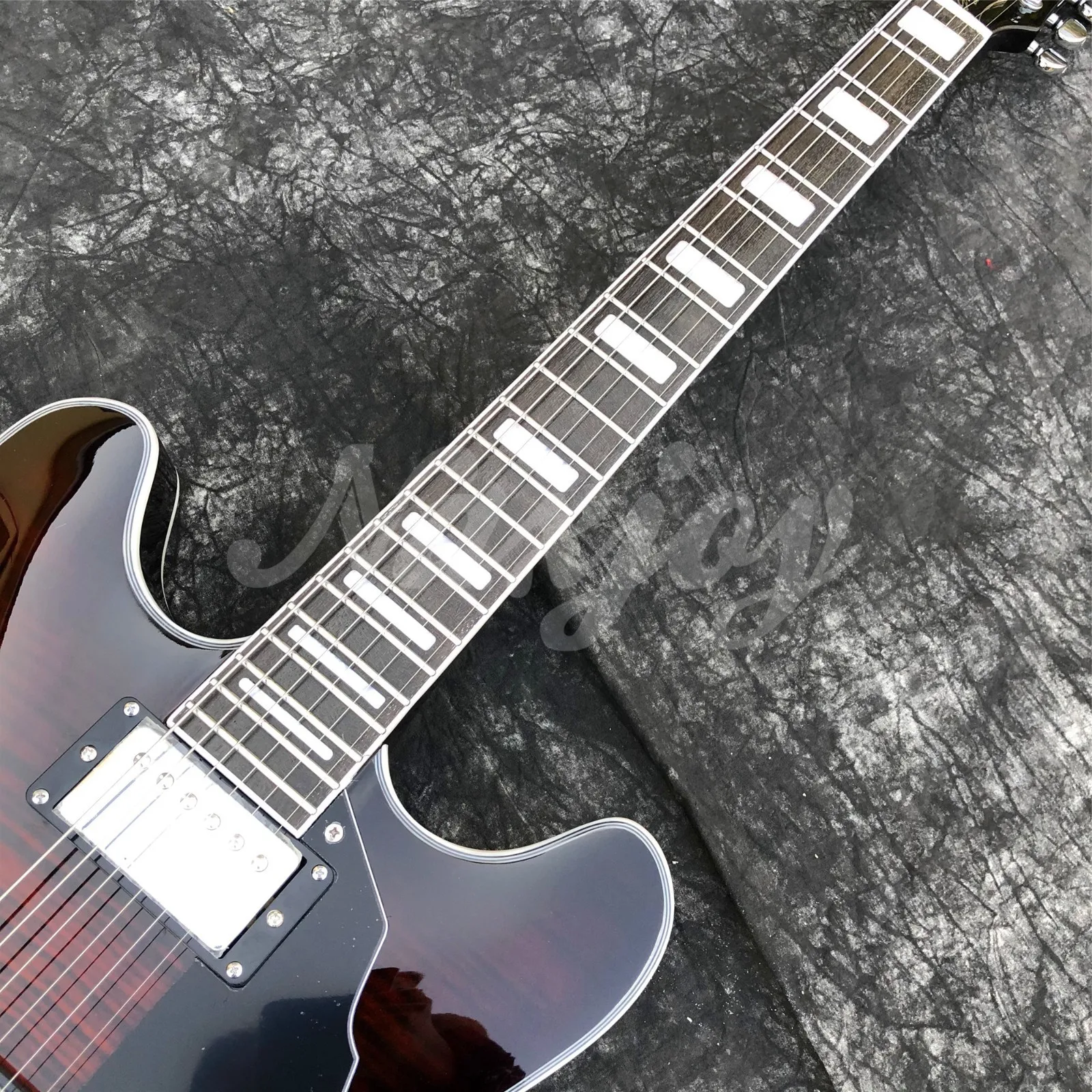 Thumbnail 4 - #34 Latest Guitars Offers