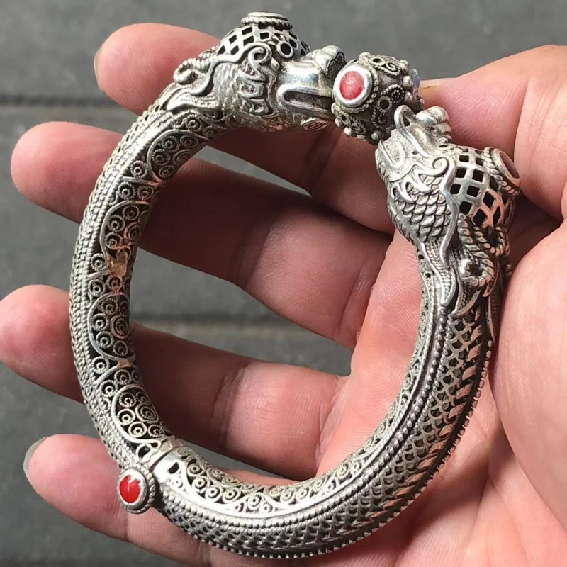 Antique Distressed Tibetan Silver Hollow Boy Meets Girl Inlaid Gem Bracelet Ornament Crafts