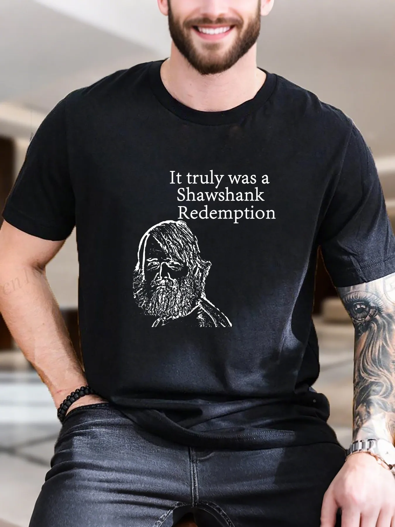 جديد وصول أزياء الرجال المطبوعة تي شيرتات قصيرة الاكمام أسود أبيض تصميم مربع 100٪ القطن تنفس عارضة تنوعا Ult