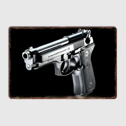 Gun Handgun Pistol Metal Plaque Poster Club Home Valines Pistols Cave Classic Plaques Tin Sign Poster Room Wall Decoration