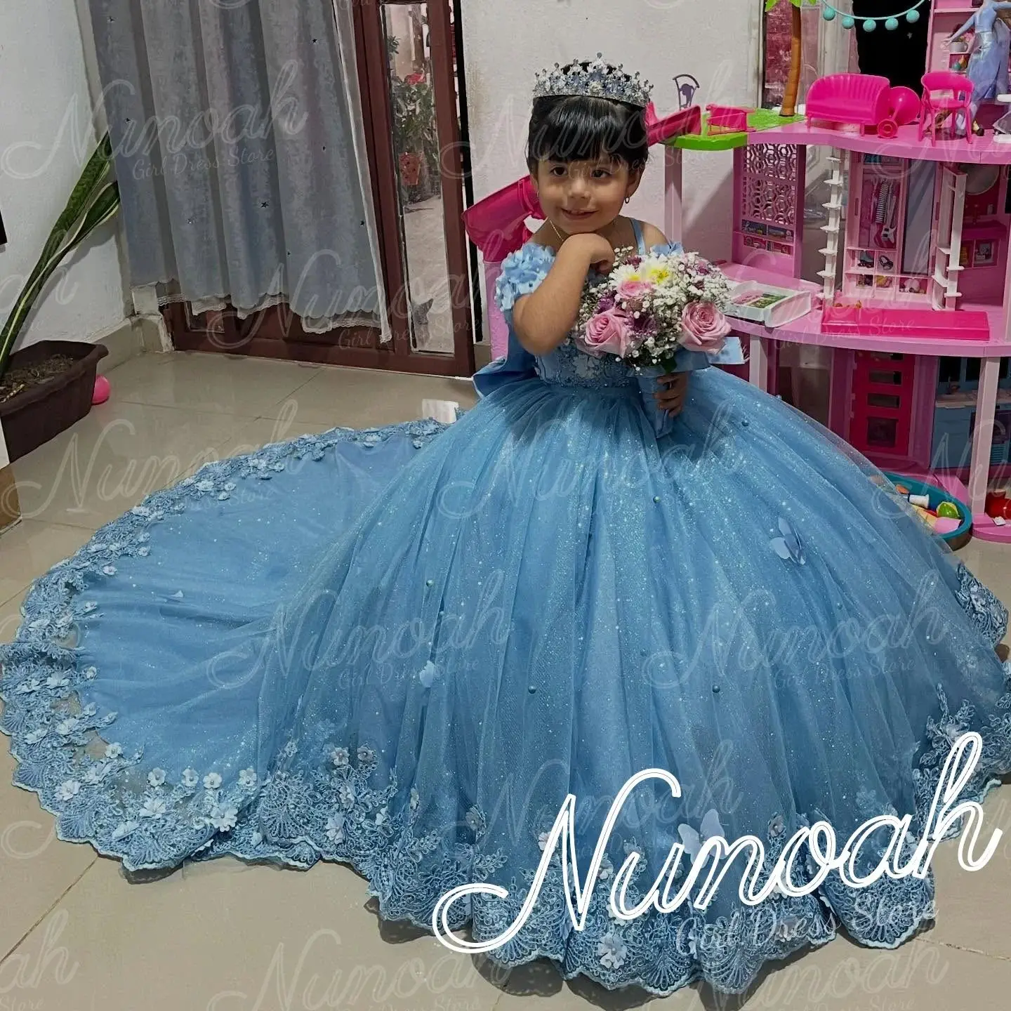 

Blue Flower Girl Dress For Wedding with Bow Lace Appliques Girl Birthday Party Gowns Luxury First Holy Communion Gown Customized