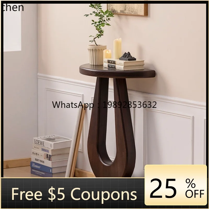 

simple entry, front door, small strip table, desk, corridor, aisle against the wall, entrance table