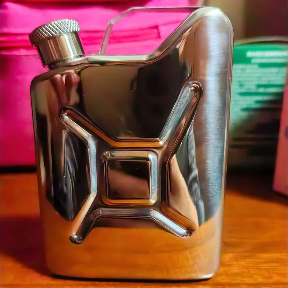 Stainless Steel Alien Oil Drum Hip Flask, Hidden Liquor Disguised Alcohol Container Bottle, Outdoor Portable, 5Oz, 304