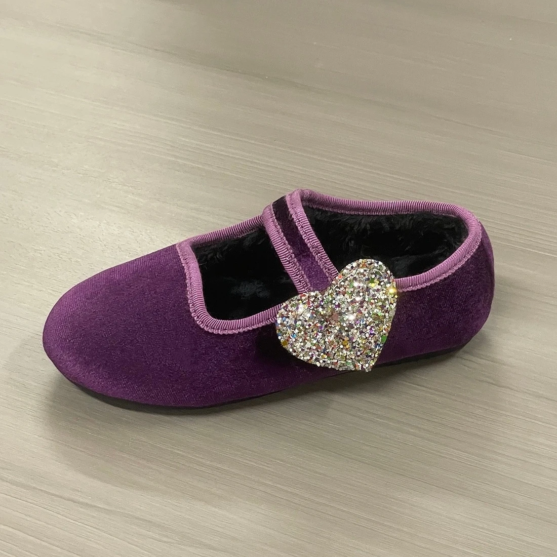 Popular Personality Heart Shape Princess Shoes Dressing Shallow Camping Performance Girls' Shoes Christmas Gift