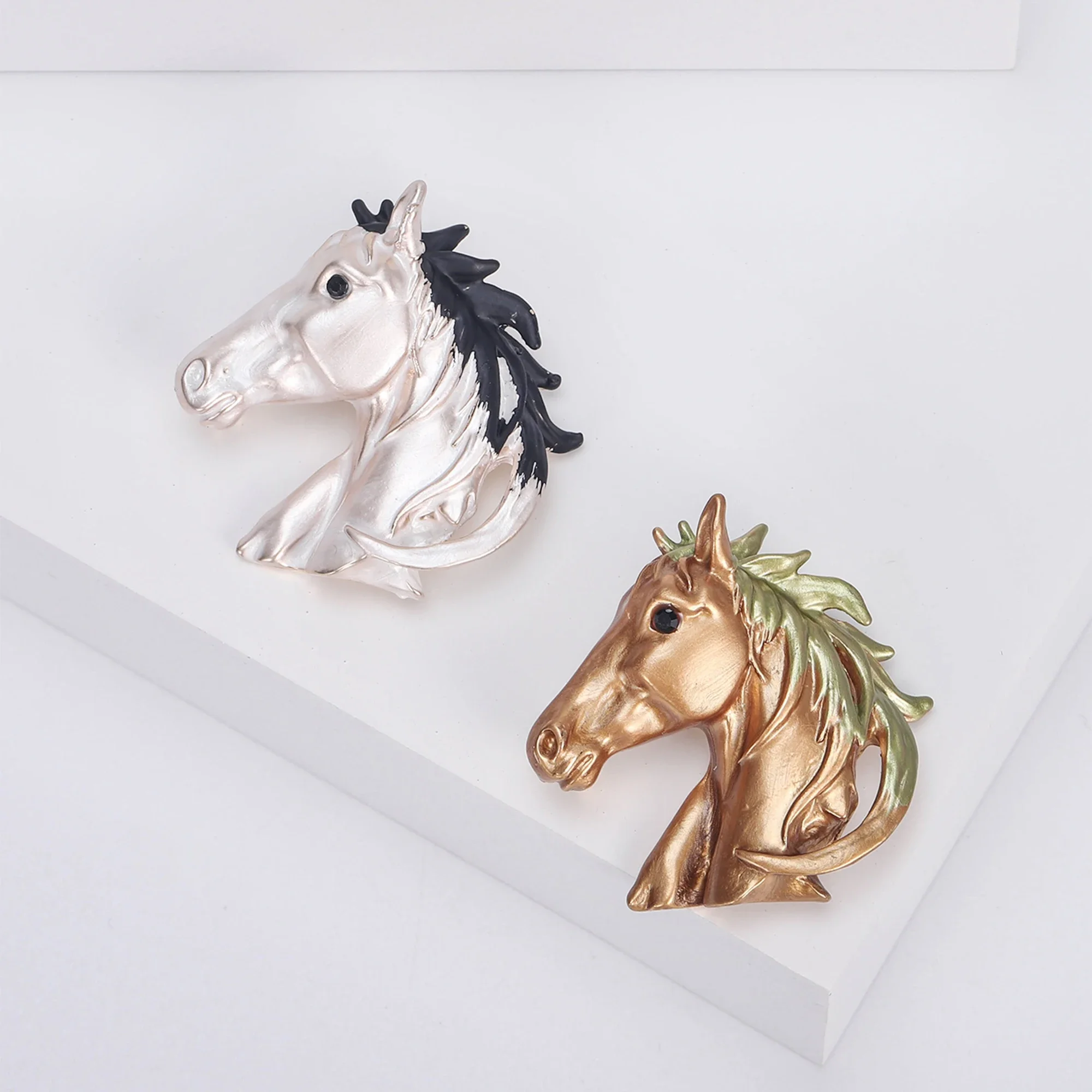 Enamel Horse Brooches for Women Unisex 2-color Horse Head Pin Casual Party Banquet Friends Gift Accessories