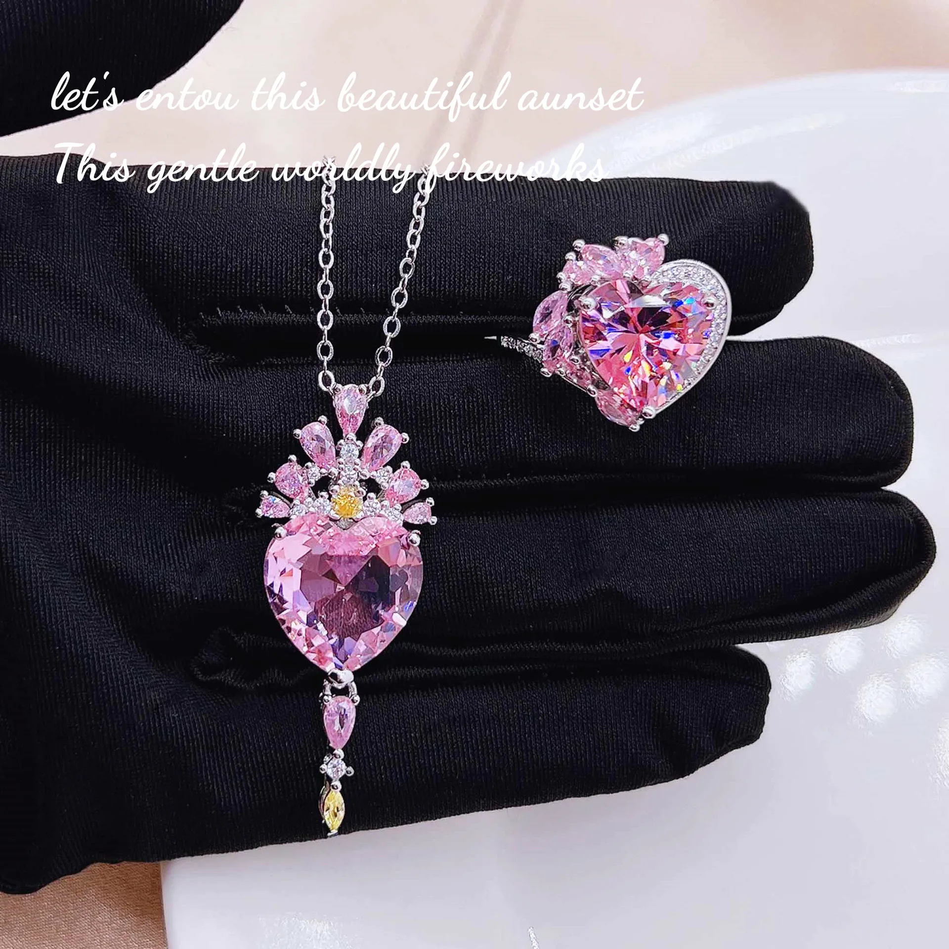 Romantic Women\'s Jewelry Sets 2022 Love Heart Shape Pink Rhinestone Crystal Pendant Necklaces Rings Birthday Gift For Girlfriend