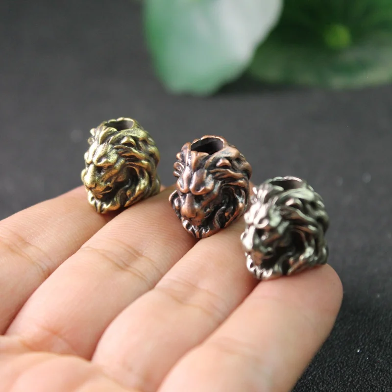 Brass Lion King Knife Pendants Bead Vintage Umbrella Rope Beads EDC Outdoor Flashlight DIY Paracord Lanyard Bracelet Accessories