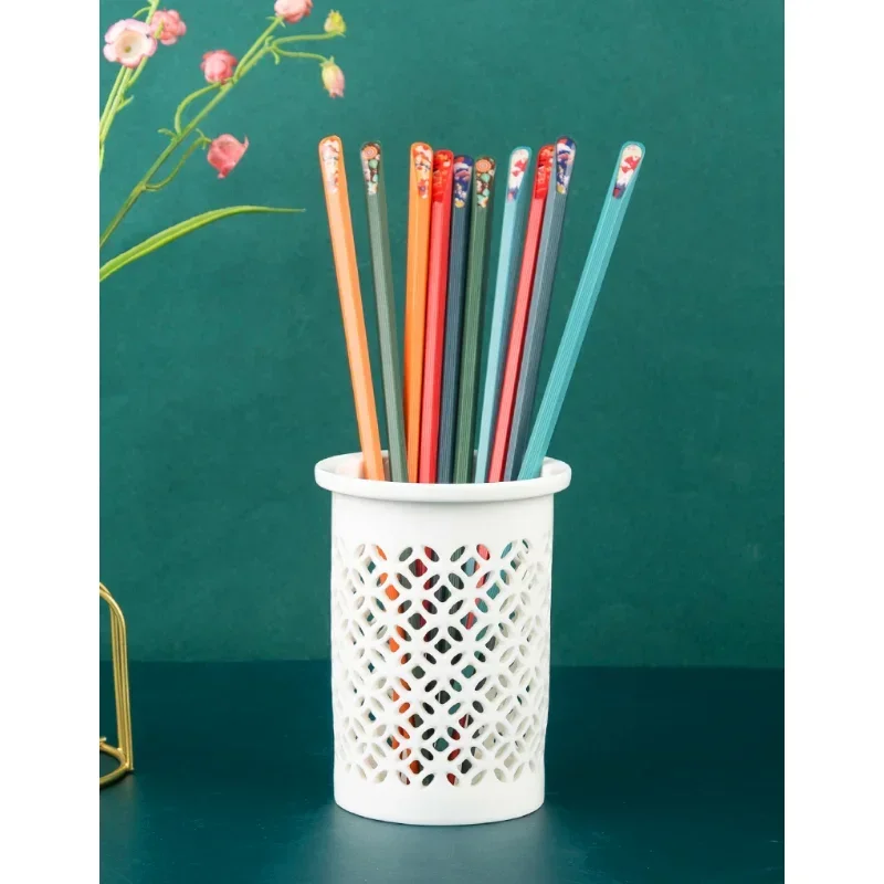 1 Pair Cute Japanese Alloy Chopsticks Pointed Non-slip Sushi Tableware Pair Of Kitchen Accessories For Home Use
