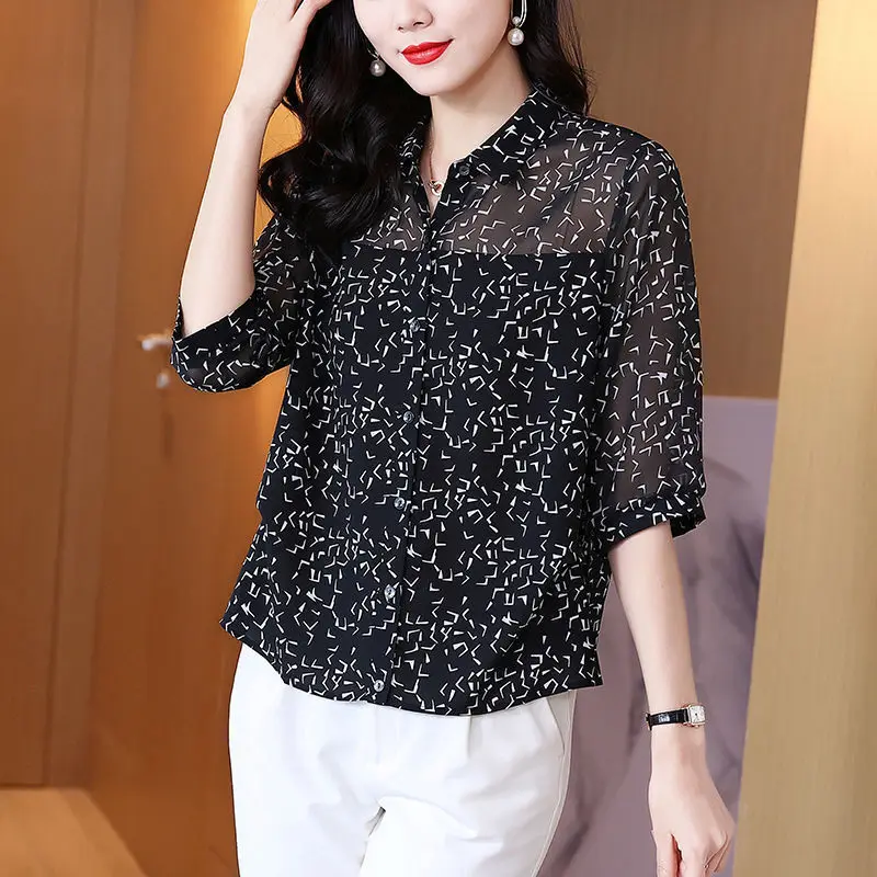 Womens Blouses New Arrival 2023 Spring Summer Lapel Shirt Half Sleeve Button Floral Leopard Letter Printing Elegant Fashion Tops