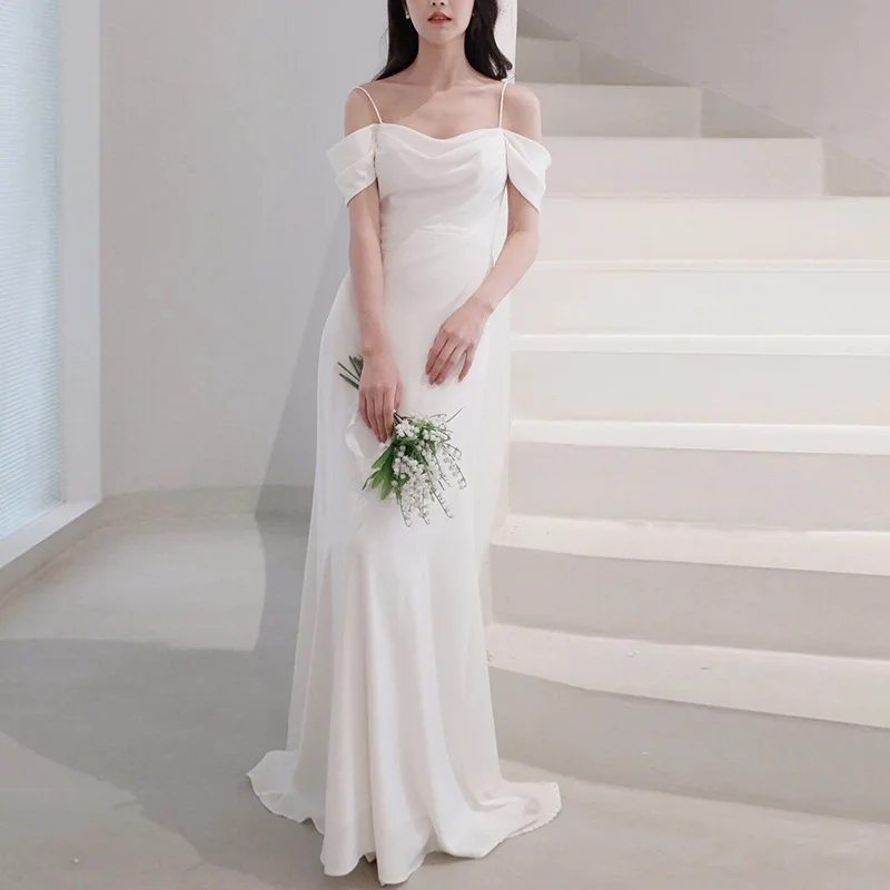 

French Style Light Wedding Dress Bride Simple Elegant Off-Shoulder Satin Outdoor Gown Forest Style White Strap Mermaid Dress