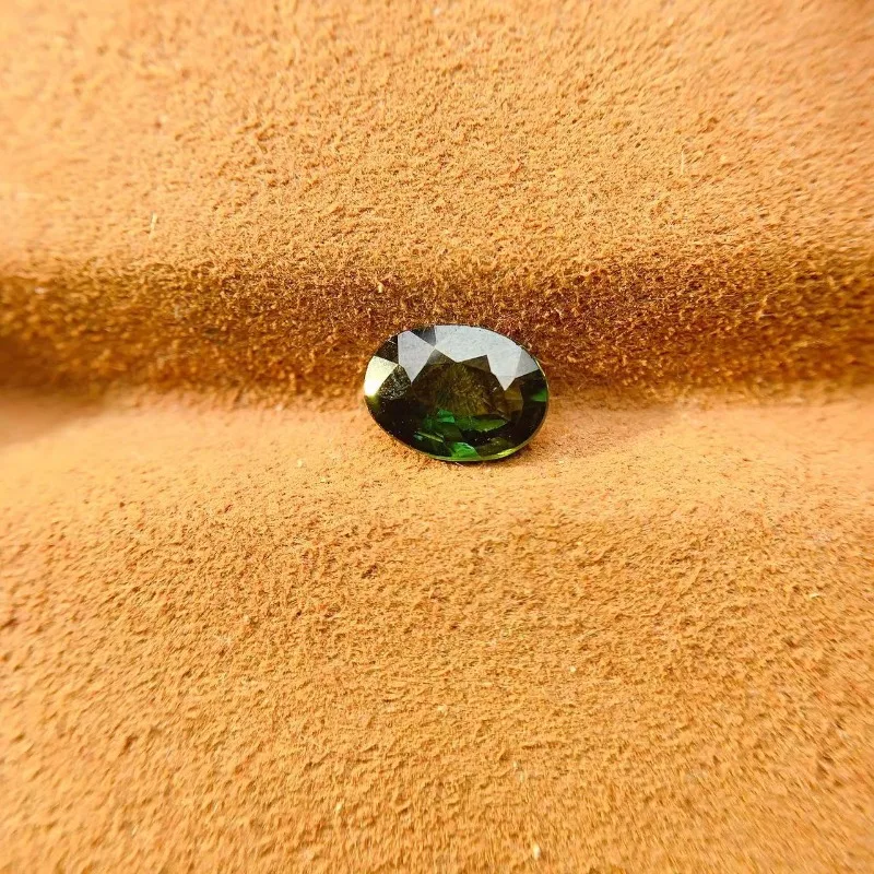 Piedra de Gema suelta de forma ovalada, corte Natural, Color verde, azul, zafiro, incluyendo pequeñas grietas e inclusiones, 6x8mm