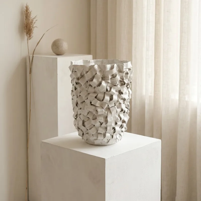 Modern art home soft decoration white ceramic handmade vase ornament model room villa hotel decoration