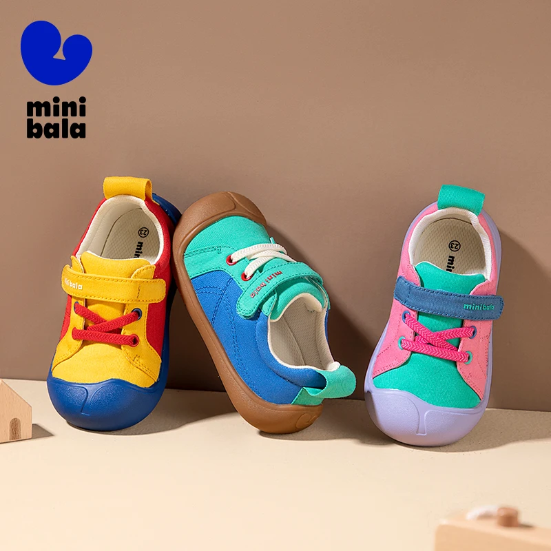 حذاء قماش صغير بالا للأطفال 2025 حذاء كاجوال مقاوم للماء بشريط فيلكرو يسمح بمرور الهواء