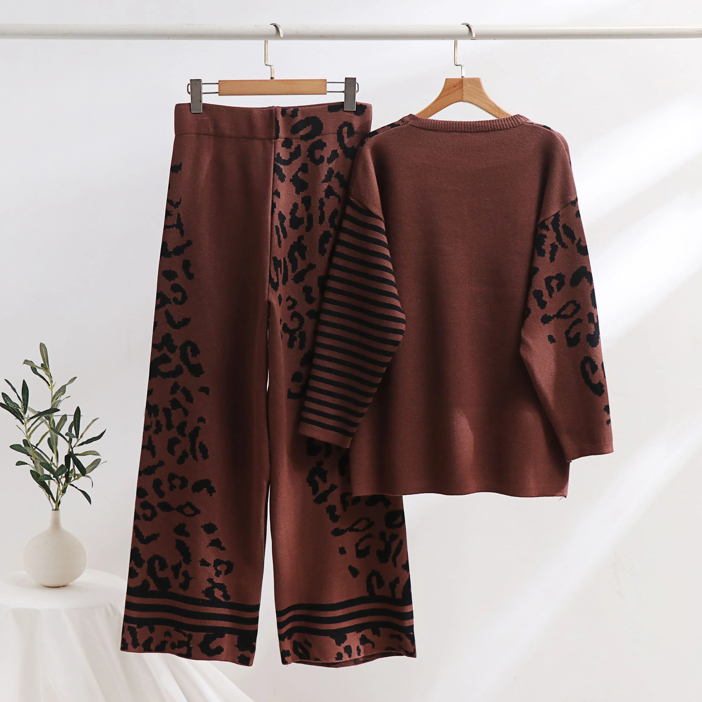 Women Sweater Tracksuits Winter Warm 2 Piece Set Outfits Female Leopard Jacquard Loose Knitted Pullover Tops Wide leg Pant Sets