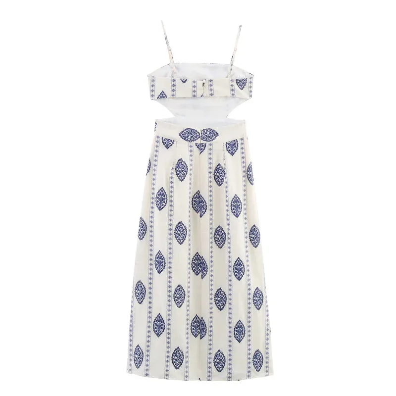 

Elegant Bohemian Embroidery Hollow Long Dress Summer 2025 Fashion Retro Chic Women's Holiday Dress with Suspender