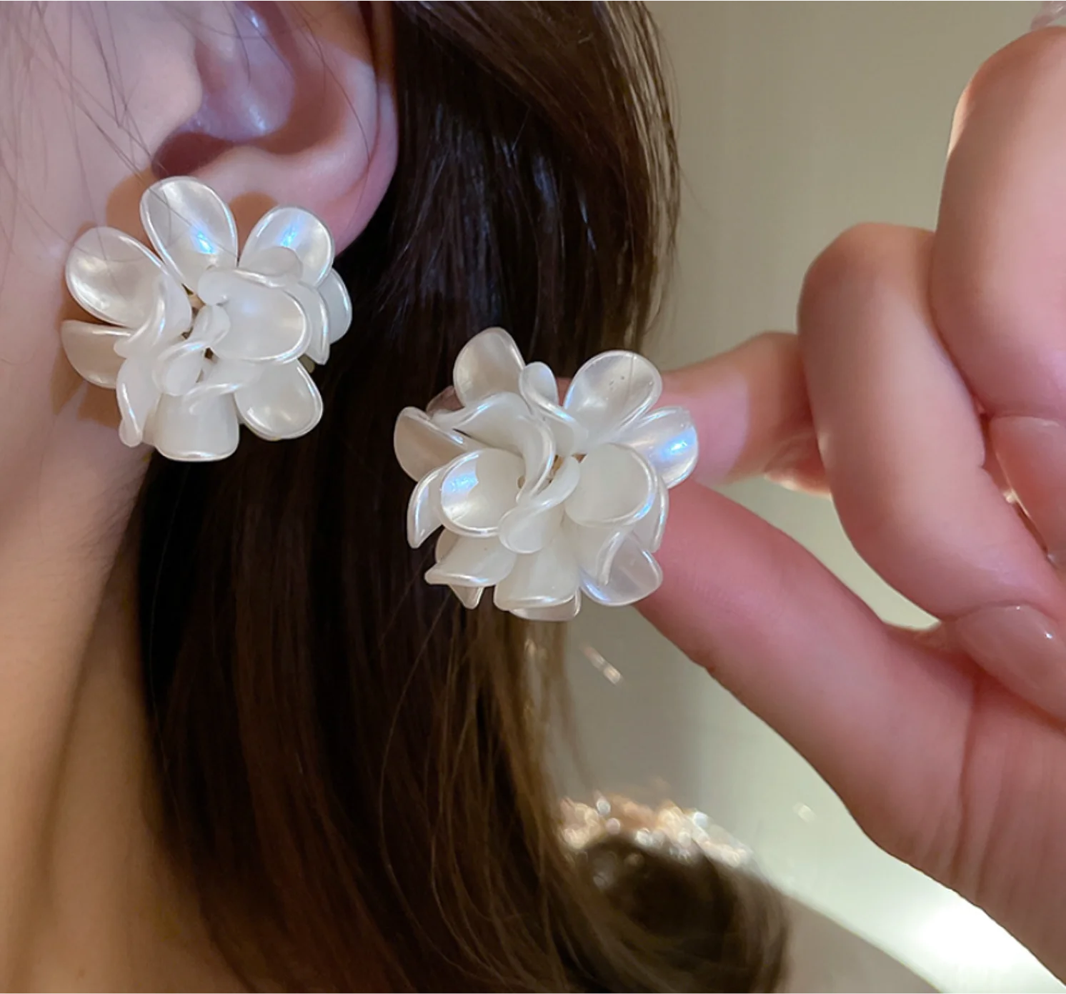 

Женские серьги из серебра 2022 пробы, с белыми цветами