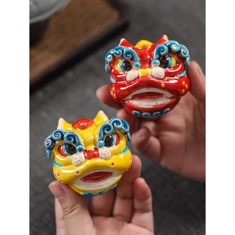 

Ceramic Lion Awakening Ornaments Lion Head Dance Lion Toe Crossing Ceramic Creative Ornaments Creative Decoration