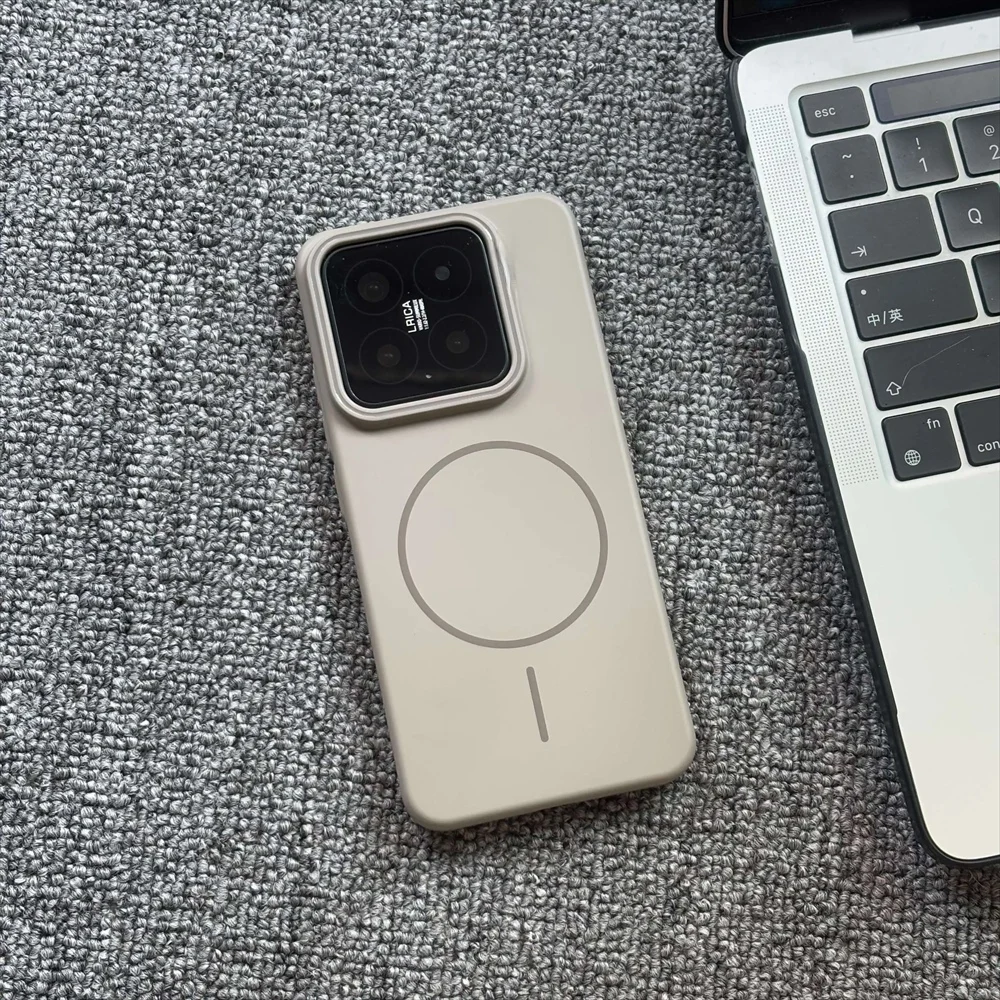 Thumbnail 2 - #26 Top Motorola Edge 40 Cases Picks for Every Budget