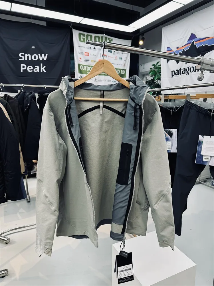 Business Style Men's Fleece Jacket Windproof Water-Resistant Soft  Coat with Hood Pressed Seams Tailored Fit Casual Wear
