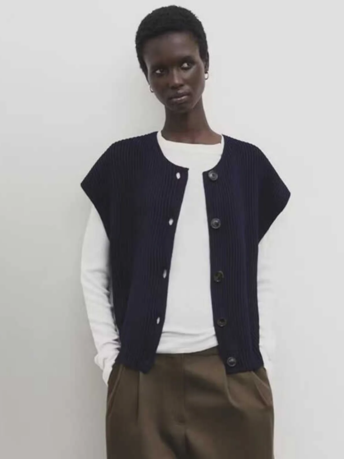 Damska dzianinowa kamizelka Deep Blue, okrągły dekolt, warstwowa, do noszenia pod ubraniem, sweter, rozmiar MD, nowość na wiosnę, styl casual.