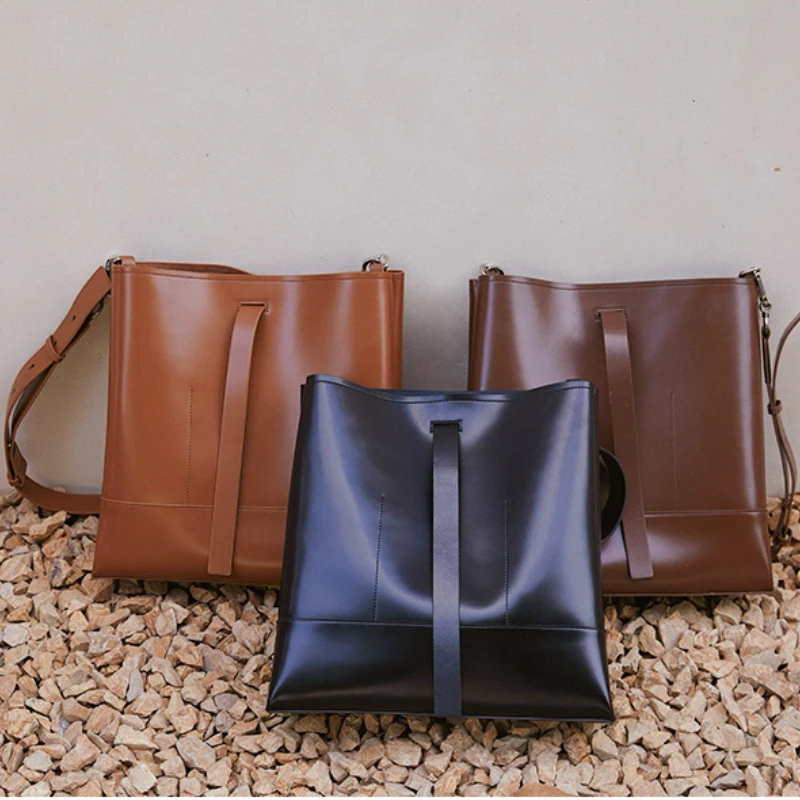 

Women's Tote Bag One Shoulder Crossbody Bag High Quality Smooth Cowhide Casual Handbag Large Capacity Commuter Armpit Bucket Bag