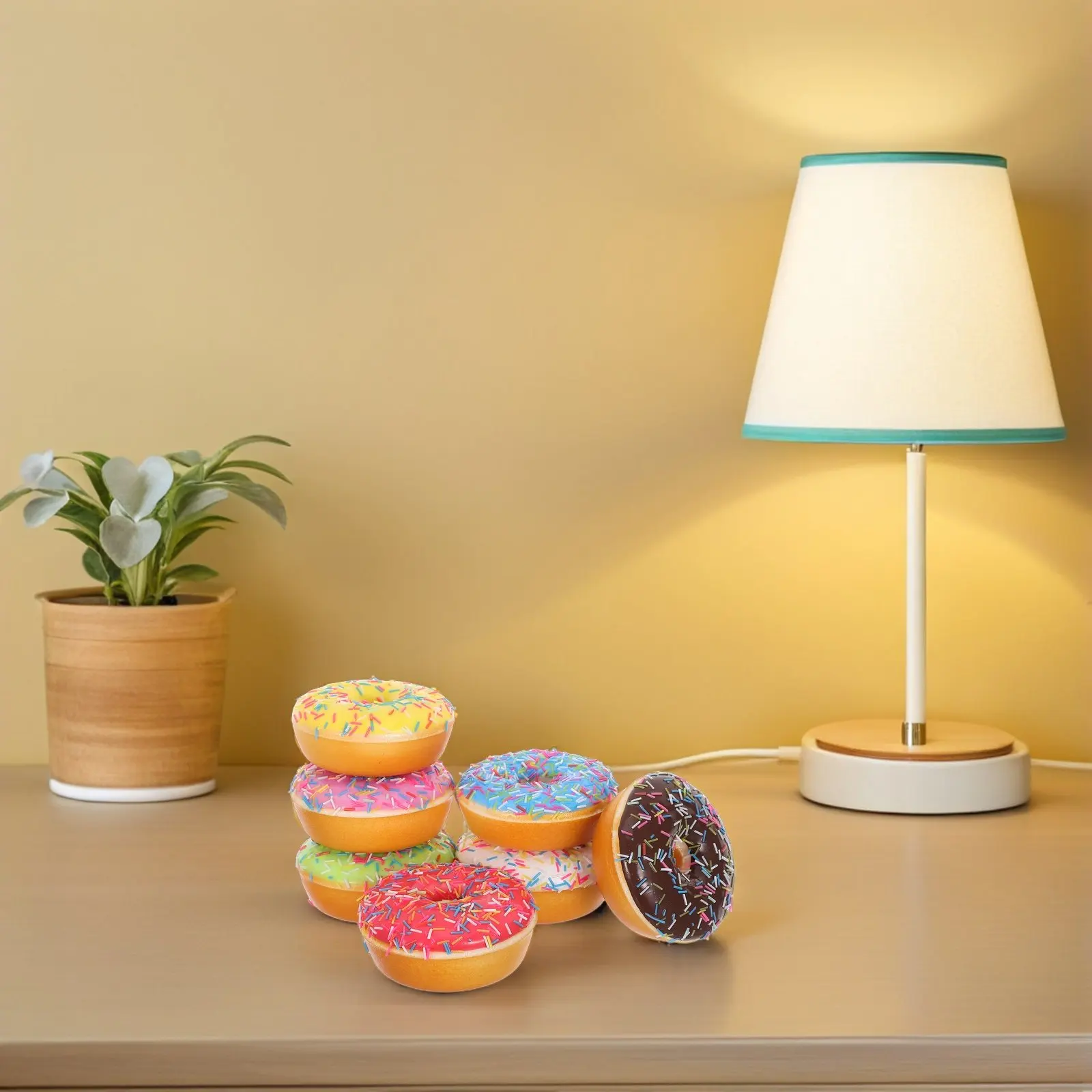 

7Pcs Faux Donut Photography Props Professional Hardwearing Material No Glare Realistic Food Display for Commercial Window Party