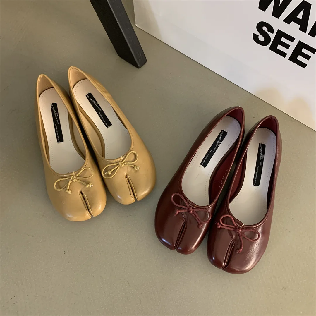 Women Split Toe Flats Tabi Ninja Shoes Slip On Microfiber Comfy Slippers Soft Bottom Loafers solid Ladies Moccasins