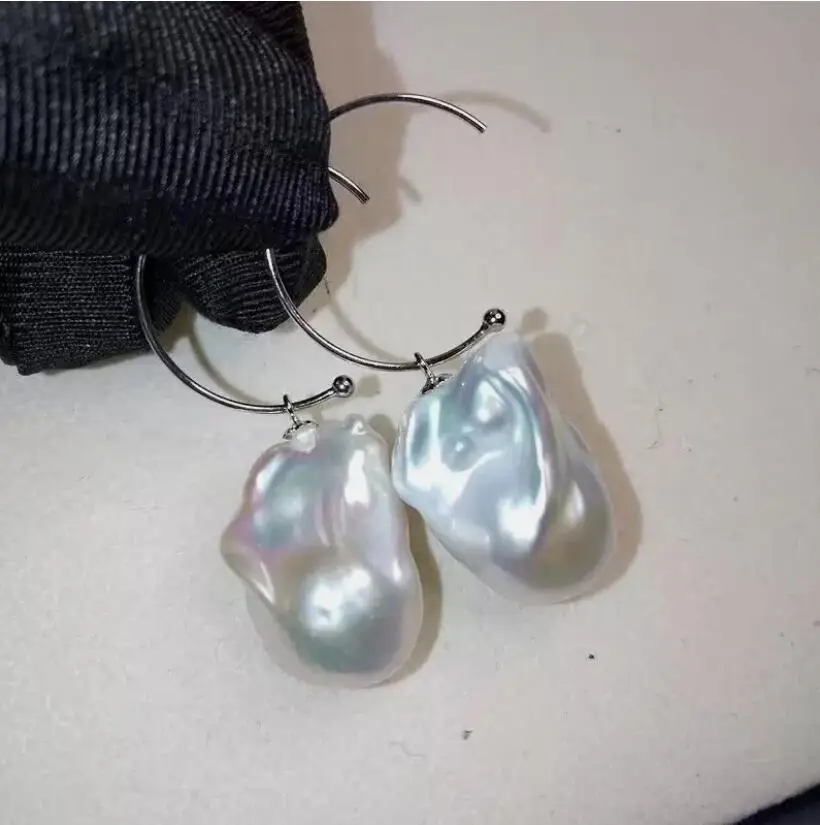 

elegant pair of 20-25mm south sea baroque white pearl dangle earring 925s