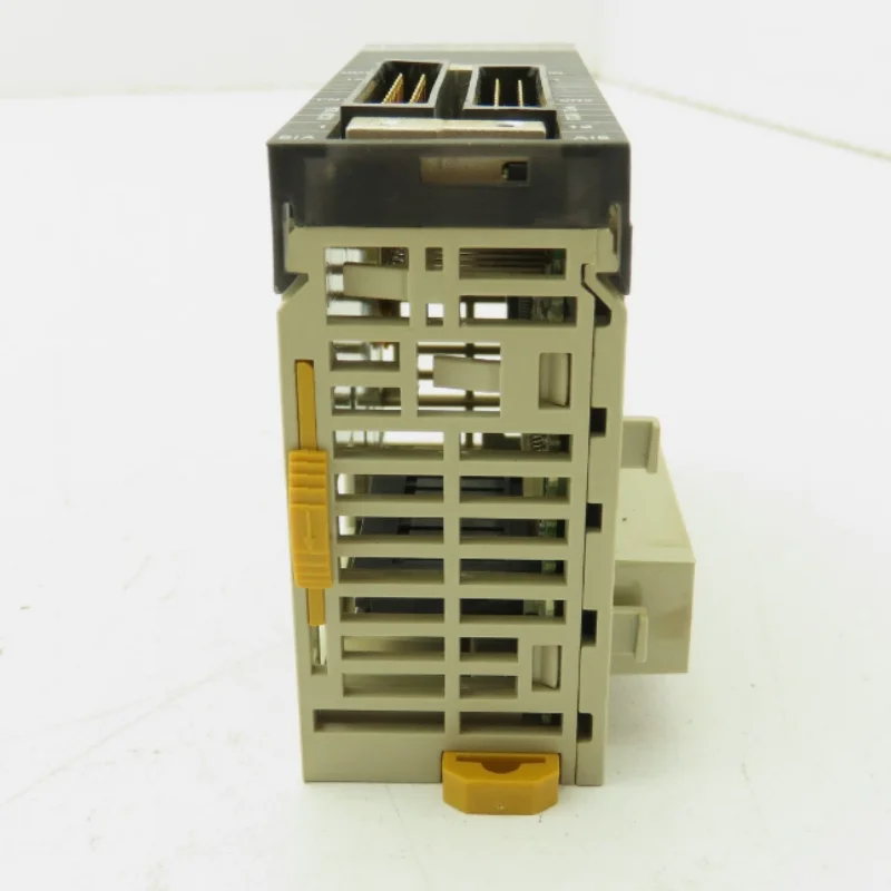 

Инвертор CP1L-M40DR-D CP1L-M60DT-D CP1L-L14DR-A Новый, гарантия один год