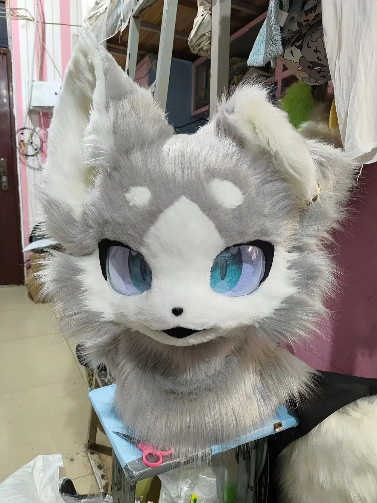 Maska futrzana Yis cosplay, baza maski futrzanej, futrzak, maska zwierzęca, czaszka, maska bestii na zamówienie, ręcznie robiona maska.