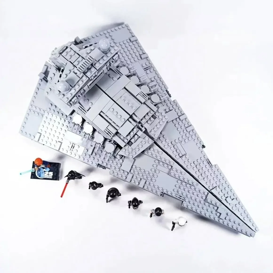 moc-1555pcs-ucs-star-battle-imperial-star-destroyer-building-block-with-7-dolls-for-kids-holiday-birthday-gifts