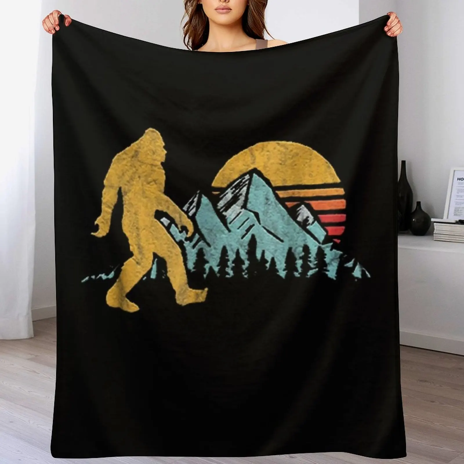 Vintage Retro Bigfoot Believe Silhouette Mountain Sun Throw Blanket Decorative Throw Plaid Blankets