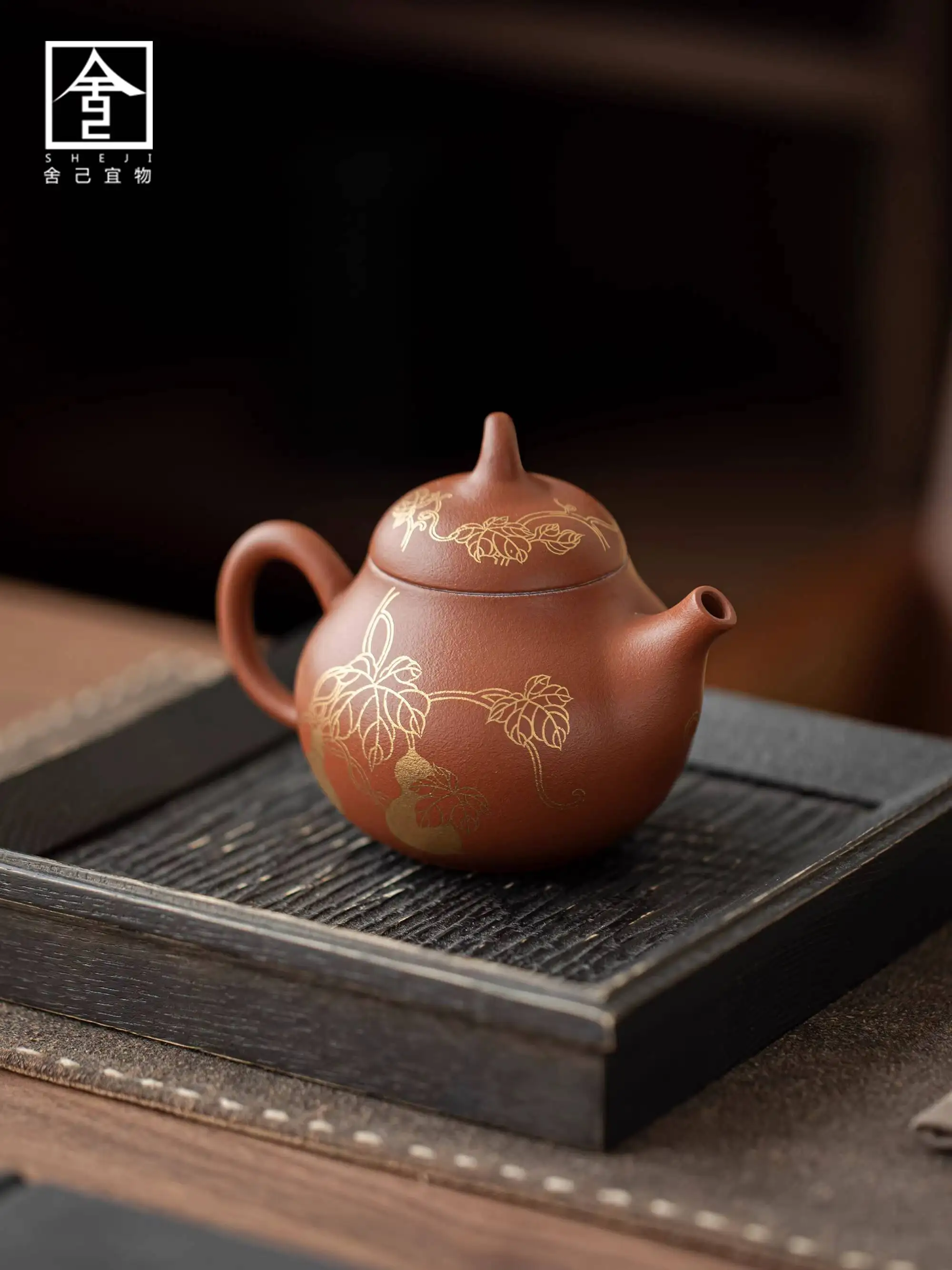 

Чайник грушевидной формы Xishi с ручной росписью золотого и фиолетового цвета, подлинный горшок Исин ручной работы, чайный сервиз кунг-фу на одного человека,