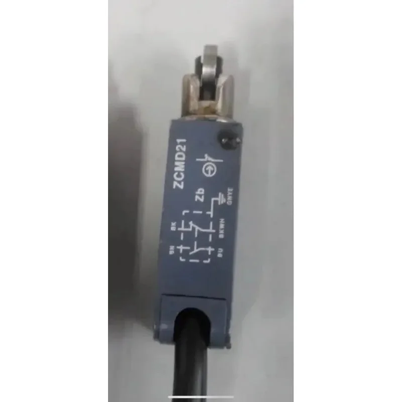 Sakelar batas ZCMD21