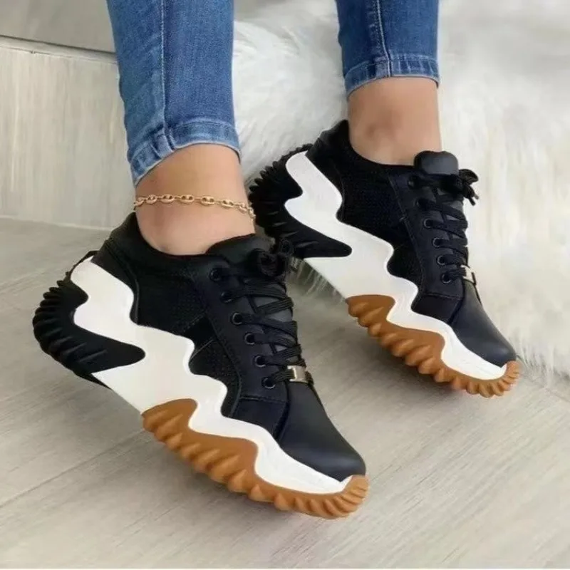 Sapatilhas de plataforma vulcanizada respirável para mulheres, sapatos de lona casual, fundo grosso, topo baixo, tamanho grande, verão