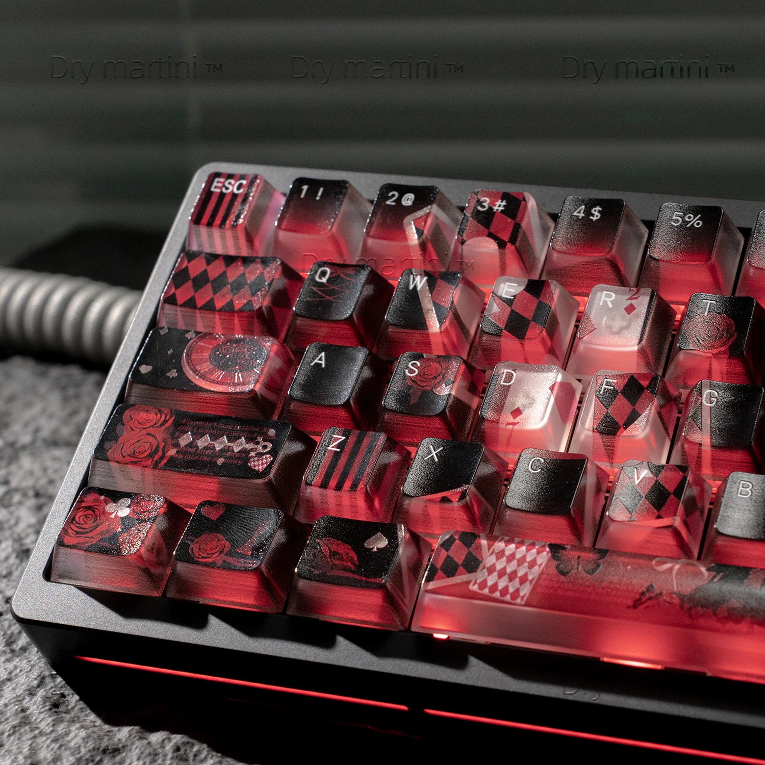 

119 клавиш, колпачки для клавиш с тематикой потерянной Алисы, прозрачные колпачки для клавиш ПК, оригинальная вишневая клавиатура, УФ-клавиатура, сделано 68 Mad 68 Wooting 60