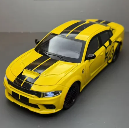 1:24 Dodge Charger SRT Car Model Toy Sound Light Pull Back Models Shock Absorption Front Wheel Steer Vehicles Hobby Collections