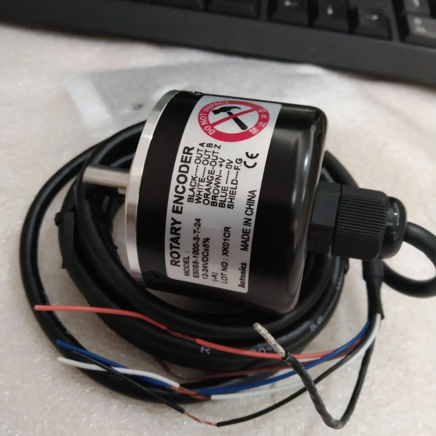 Shaft type incremental rotary encoder E50S8-1000-3-T-24/E40S6-600/500/360/200