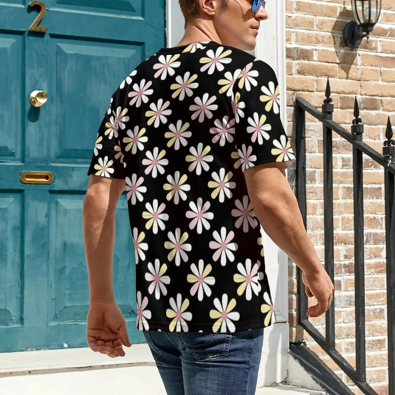 Couple Pastel Daisy Black Retro T Shirt  Vintage T Shirts Short Sleeve Design Tshirt Hot Sale Original Casual Plus Size Tees