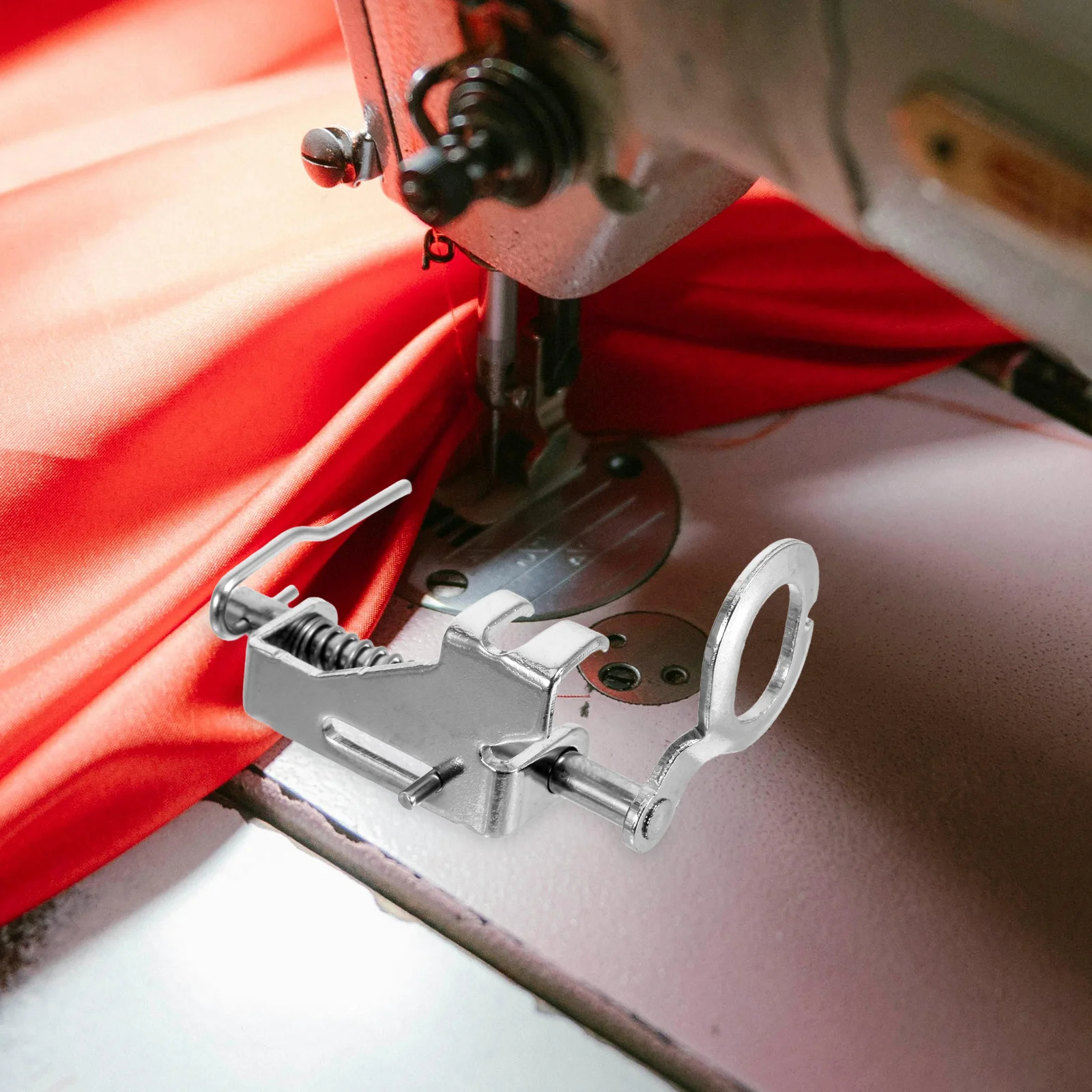 2-delige machine-accessoires naaivoetset Universele vervangbare voeten voor thuisnaaimachines Lage schachtbevestiging