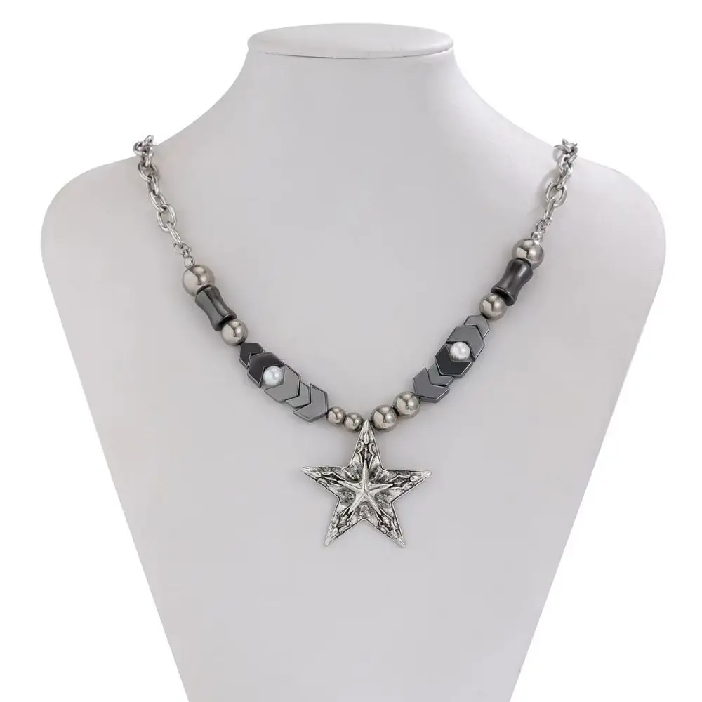 قابل للتعديل القوطي Y2k الشرير قلادة الهندسة خمر دلاية شكل نجمة قلادة الرقبة مجوهرات مطرز قلادة معدنية بسيطة الرجال النساء