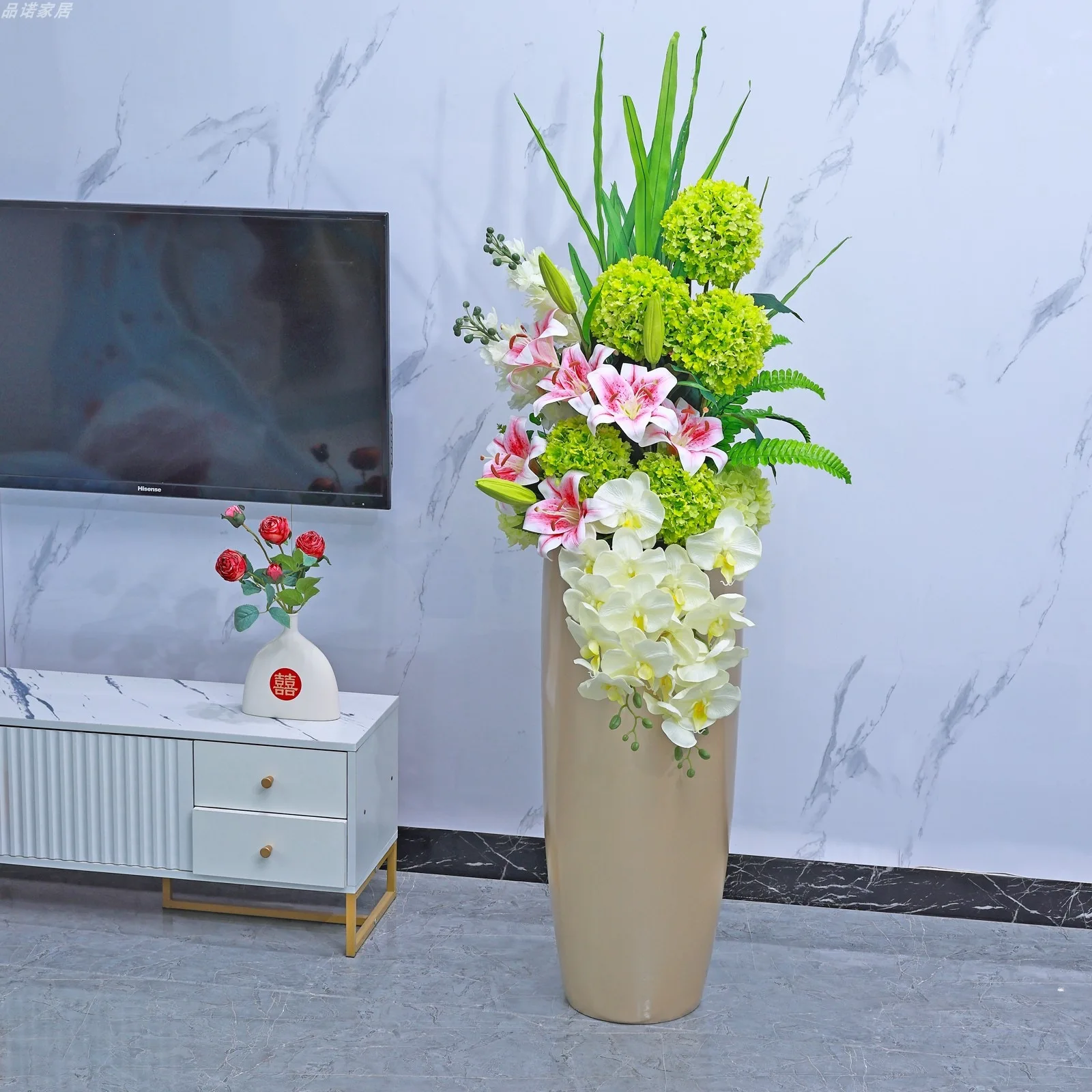 Floor-to-ceiling artificial flower hotel lobby decorative flower company front desk flower arrangement living room