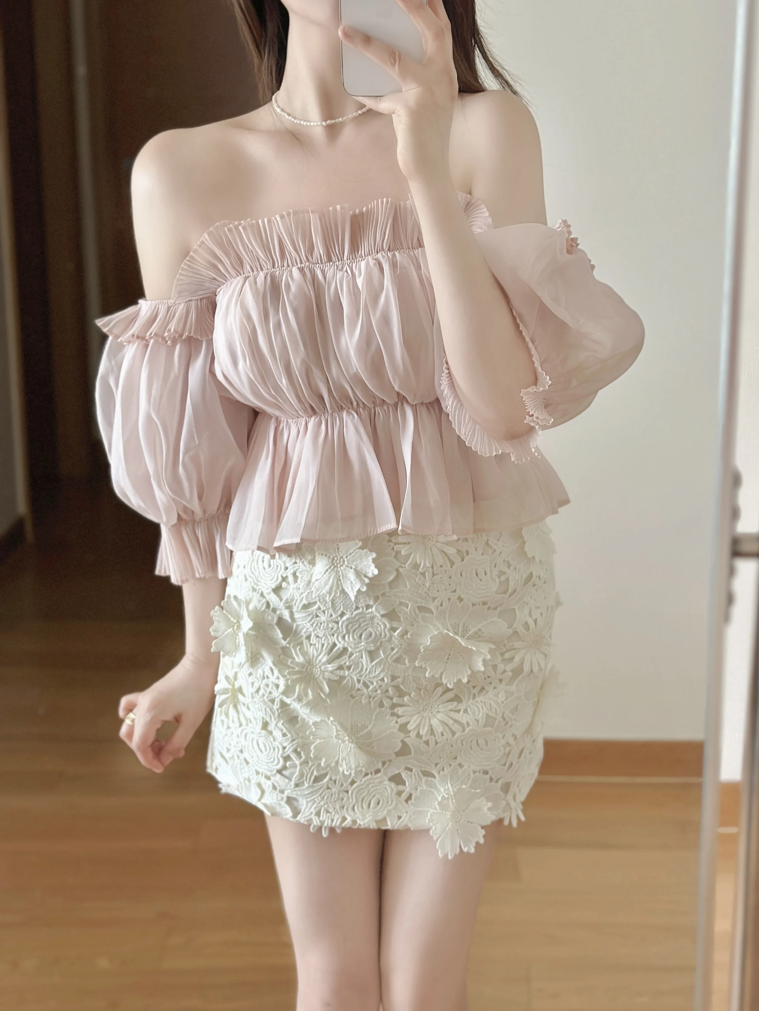 Japanese Sweet Elegant Off-Shoulder Backless Pleated Ruffled Puff Sleeve Slim Fit Short Chiffon Blouses Shirt for Women Summer