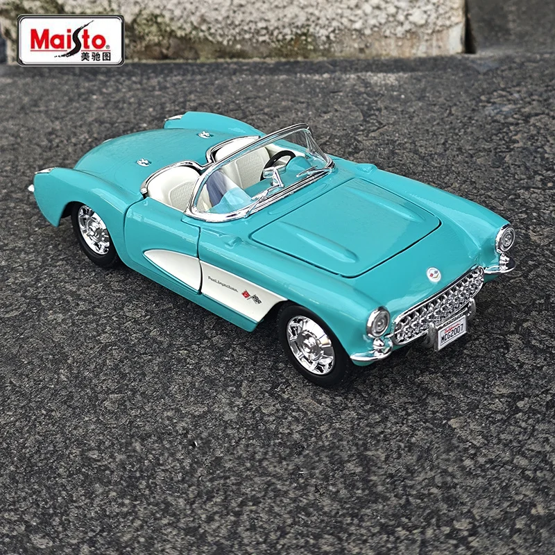 Maisto 1:24 Chevrolet Corvette 1957 Alloy Diecasts & Toy Vehicles Car Model Miniature Scale Model Car Toy For Children